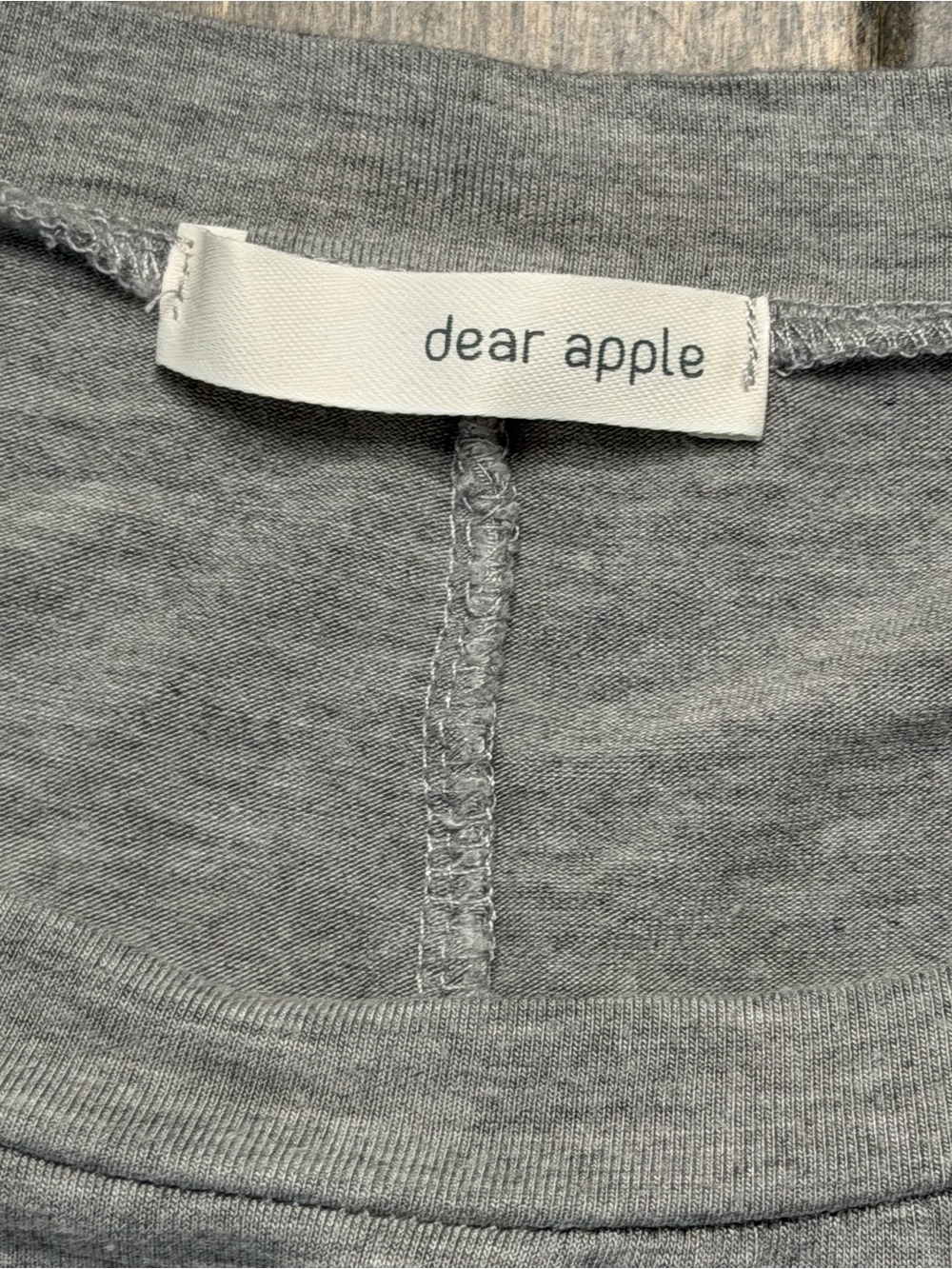 Dear Apple Gray Layered Hem Long Sleeve Top Size Large Lightweight Casual Tee - Picture 2 of 6